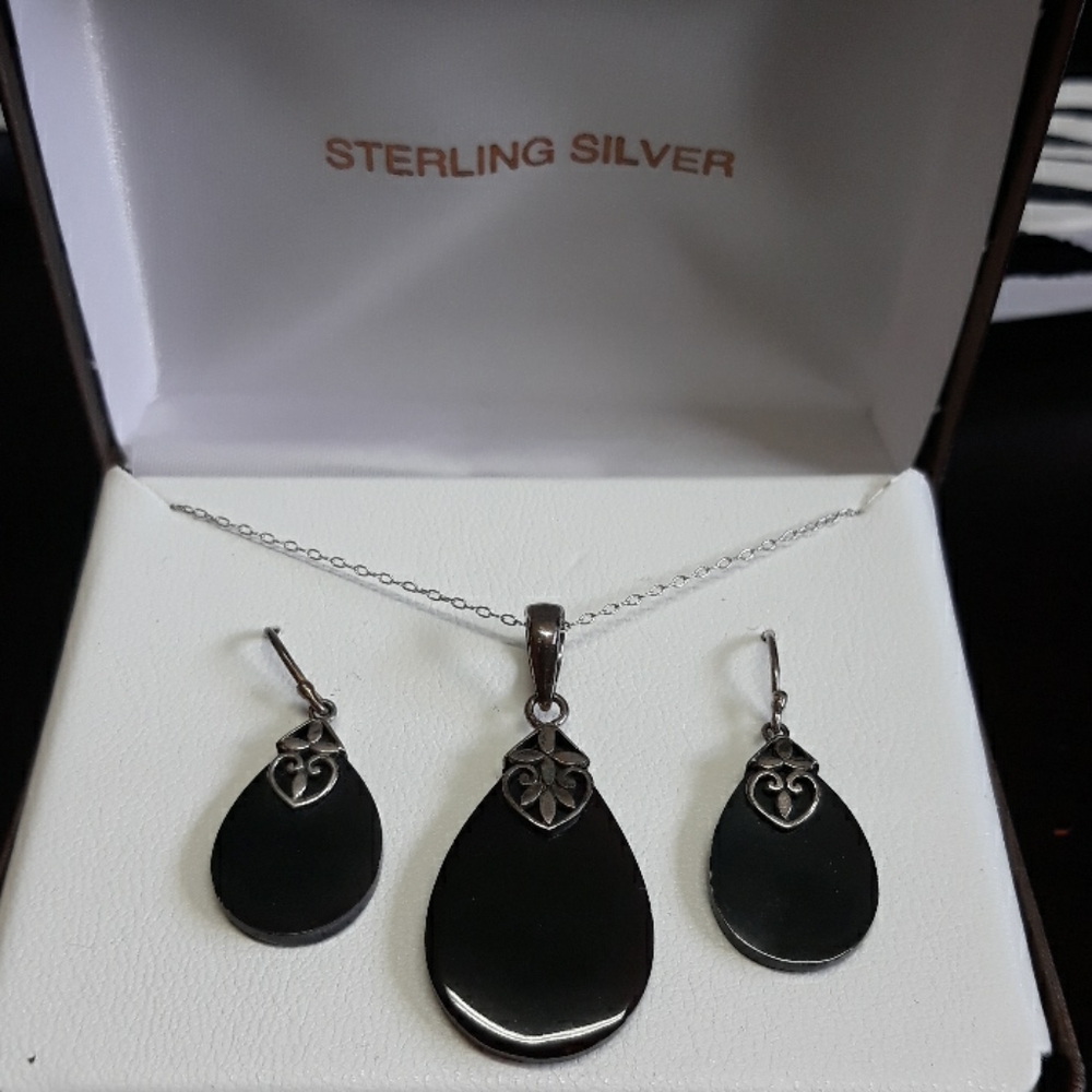 Matching opal necklace with earrings